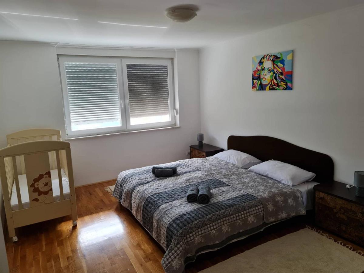 Apartman Belamar ดูกาเรซา ภายนอก รูปภาพ