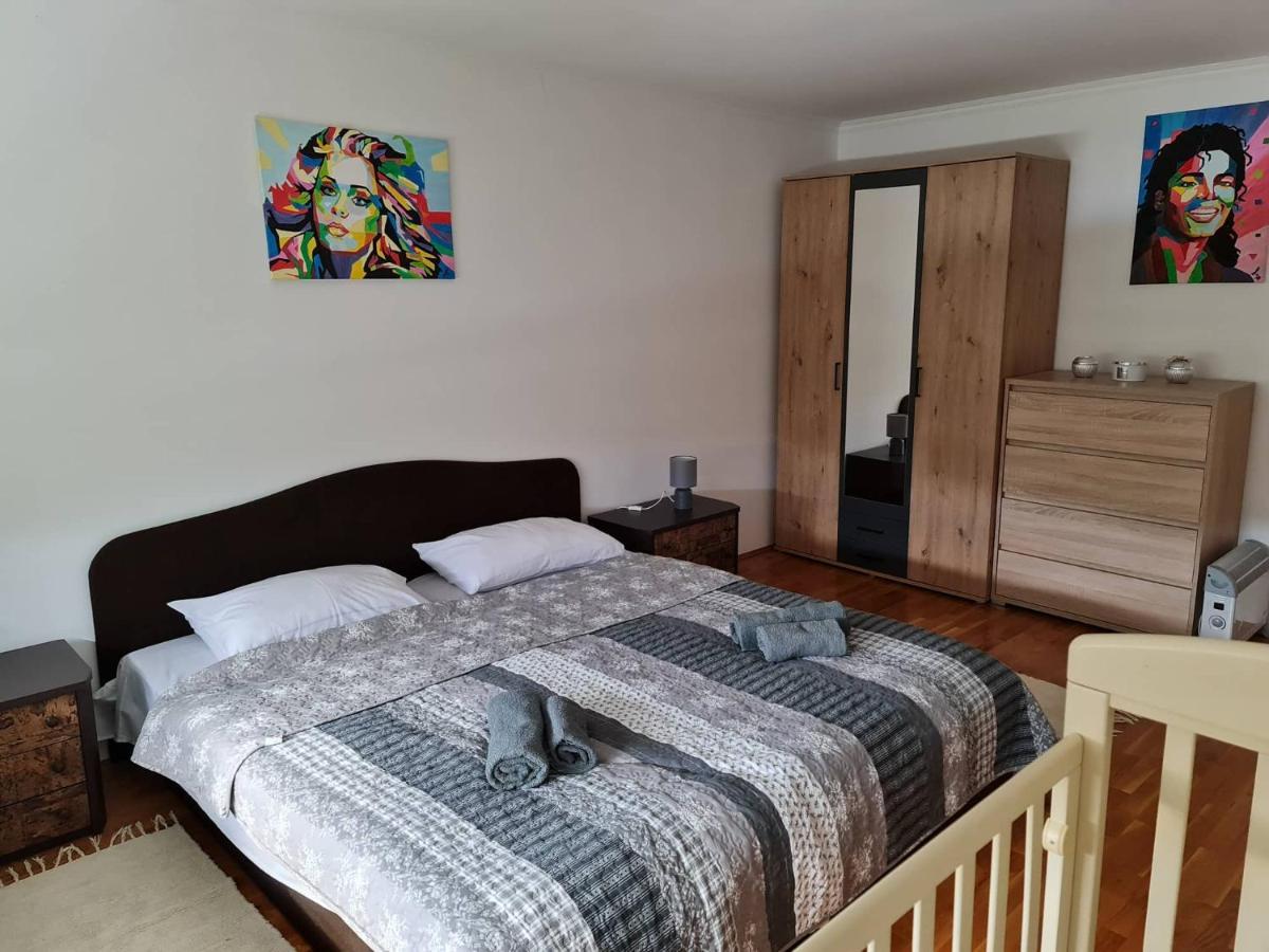 Apartman Belamar ดูกาเรซา ภายนอก รูปภาพ